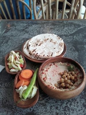 Hummus, pitas & salad at Happiness in El Nido