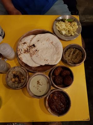 Falafel sharing platter at Happiness in El Nido