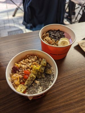 Vegan smoothie bowls at JOIN Juice Bars - Paleon Patron Germanou in Thessaloniki