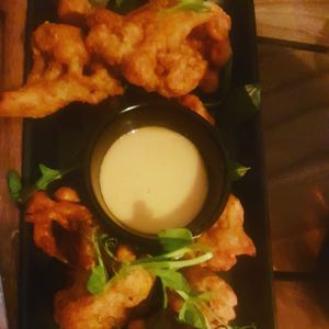 Cauliflower bites vegan at The Botanist in Wellington