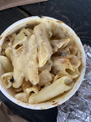 Chille vegan mac ! at The Vegan Nom - E Cesar Chavez  in Austin