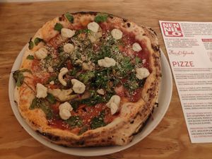 Pizza Quattro Vegani at Antica Pizzeria Nennillo in Cologne