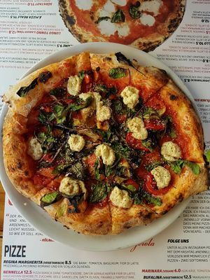 quattro vegani at Antica Pizzeria Nennillo in Cologne