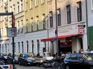 outside at Antica Pizzeria Nennillo in Cologne