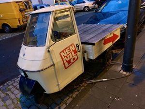 outside at Antica Pizzeria Nennillo in Cologne