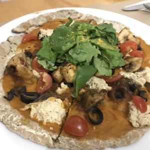 Pizza at De/Raiz Cocina Café - Calle 65 in Bogota