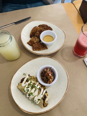 Starters   at De/Raiz Cocina Café - Calle 65 in Bogota