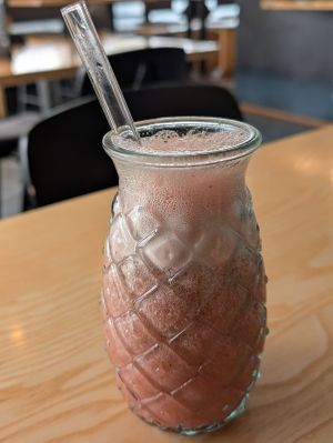Wassermelonen-Bananen-Minz-Smoothie at Joyce in Reutte