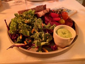 Pink burger at The Therapist - LxFactory in Lisbon