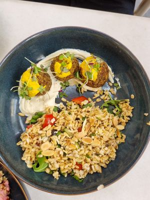 Meatballs at The Therapist - LxFactory in Lisbon