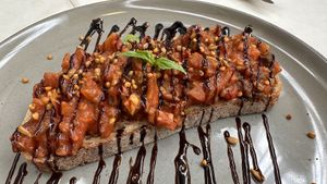   at The Therapist - LxFactory in Lisbon