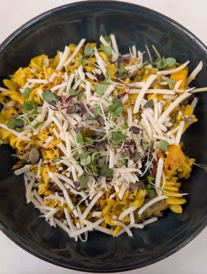 Vegan Mac n Cheese at The Therapist - LxFactory in Lisbon