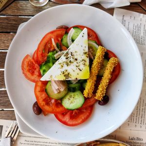 Greek salad with vegan feta at Apollon in Corfu