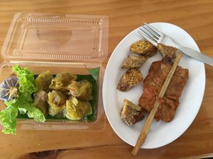 Dumplings, sausage, and deep-fried tofu/bean curd at Vegetarian Food Ratsamitham Foundation in Chiang Mai