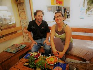 happy people eating healthy food :-) at Mauna - Vegan Kitchen in Mitzpe Ramon
