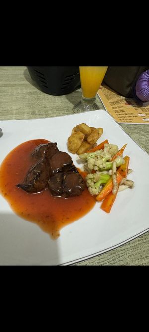  at Alay Vegetarian in Singaraja