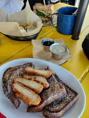 Chick'n & French Toast at The Wild Chive in Long Beach
