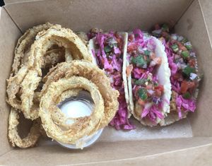 Vegan fish tacos 💚 at Branch Out in Paducah