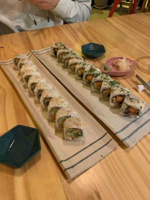 each roll contains 10pcs  at Helecho in Medellin