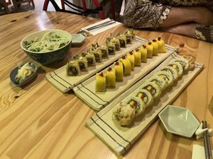 TROPI in the middle with mango was our FAV🤤💖  at Helecho in Medellin