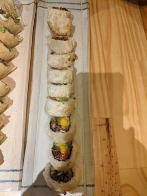 Tempura Roll (39.000) - 3/5 at Helecho in Medellin