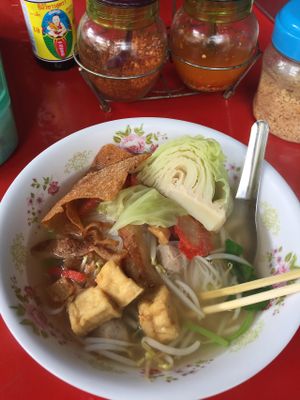 vegan noodle soup at Pan Road - Vegan Food Cart in Bangkok