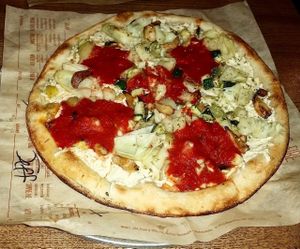 Mmmm garlic at Blaze Pizza in Columbus