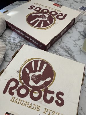🍕  at Roots Pizza in Chicago
