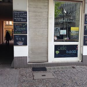 waiting outside for it to open at Bada in Berlin