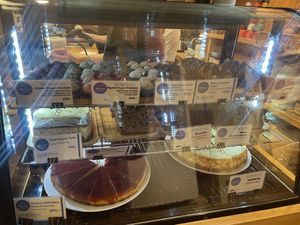 And more 🤤🤤 #Veganuary at Madal Coffee Co - Ferenciek Tere in Budapest