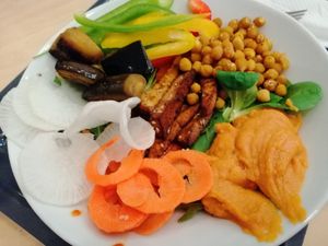 Vegan Buddha Bowl at Oh My Green in Budapest