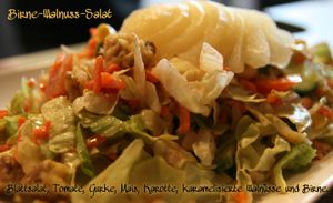 Salad with pear and caramelised walnuts at The Curly Cow in Witten