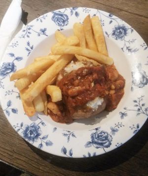 Jacket potato with chilli and chips  at The Linen Weaver  in Cork