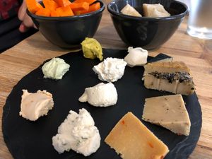 Sample platter of aged cheeses at Dall'Albero in Rome