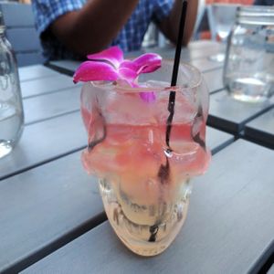 Cocktail at The General in Chicago