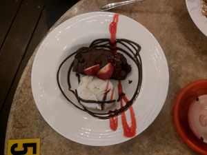 Chocolate brownie w/ ice-cream at Siam Purity in Broadbeach