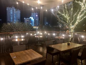 Outdoor dining at night at Siam Purity in Broadbeach