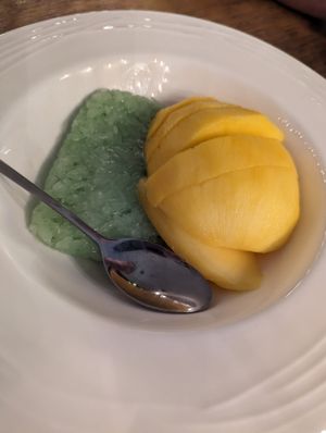 Sticky rice and mango at Siam Purity in Broadbeach