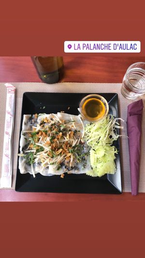 Bánh cuốn at La Palanche d'Aulac in Paris