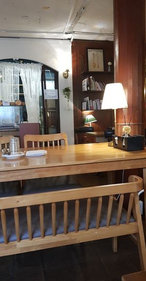 Wanna take my grandma here at Around Green - 어라운드 그린 in Seoul