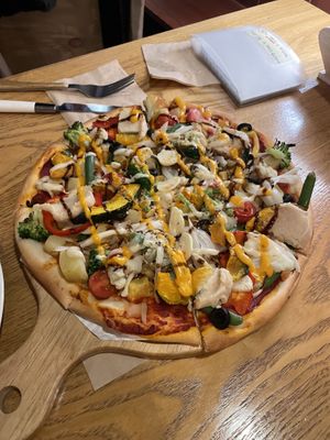Root veggie pizza  at Around Green - 어라운드 그린 in Seoul