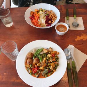 yum at Around Green - 어라운드 그린 in Seoul