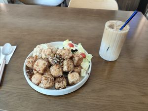  at Around Green - 어라운드 그린 in Seoul