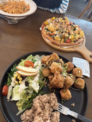   at Around Green - 어라운드 그린 in Seoul