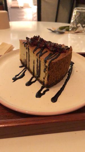 Cheesecake at Around Green - 어라운드 그린 in Seoul