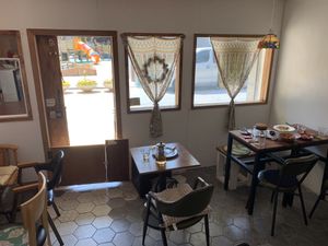 The cute cafe  at Around Green - 어라운드 그린 in Seoul