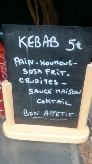 "A Vegan Sunday #2" in Liège at Les Oiseaux s'entetent in Liege