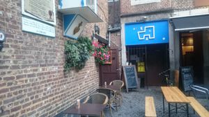 #13 entry at Les Oiseaux s'entetent in Liege