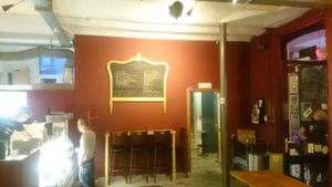 Inside at Les Oiseaux s'entetent in Liege