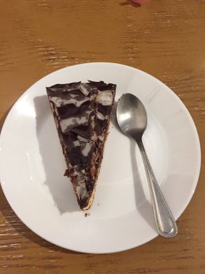 Chocolate cake at Les Oiseaux s'entetent in Liege